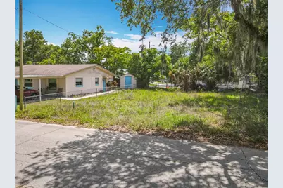 608 N Duss Street, New Smyrna Beach, FL 32168 - Photo 1