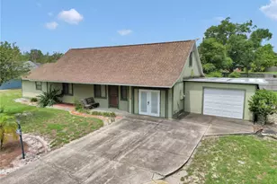 40533 E 8th Ave, Umatilla, FL 32784 - Photo 1