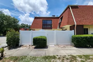 8114 Oak Trace Way, Tampa, FL 33634 - Photo 1