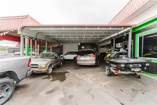 5629 Edgewater Suit B Dr, Orlando, FL 32810 - Photo 1