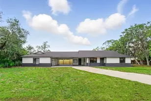 11540 Harbor Rd, Leesburg, FL 34788 - Photo 1