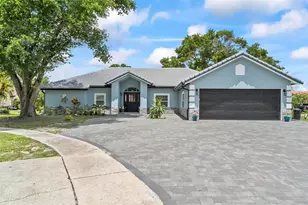 8248 Marbella View Ct, Orlando, FL 32817 - Photo 1