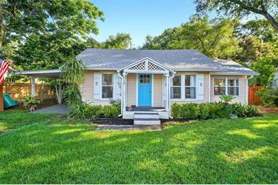 815 E 11th Avenue, Mount Dora, FL 32757 - Photo 1