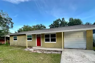 1918 Selleen Dr, Eustis, FL 32726 - Photo 1