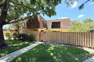 5282 Cypress Ct, Orlando, FL 32811 - Photo 1