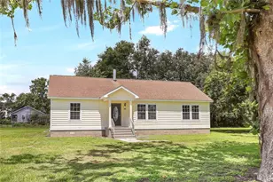 28 N Osceola Ave, Center Hill, FL 33514 - Photo 1