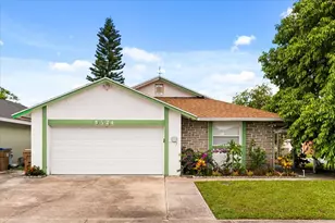 5324 Barefoot Path, Kissimmee, FL 34746 - Photo 1