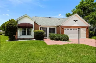 956 Chula Ct, Lady Lake, FL 32159 - Photo 1