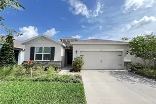 8053 Penrose Pl, Wildwood, FL 34785 - Photo 1