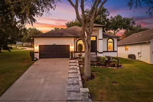 908 Hilly Bend Dr, Apopka, FL 32712 - Photo 1