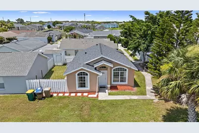 2338 Harbor Town Drive, Kissimmee, FL 34744 - Photo 1