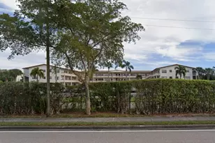 56 Brighton B, Boca Raton, FL 33434 - Photo 1