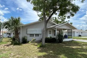 377 Poinsettia Ave, Sebring, FL 33870 - Photo 1