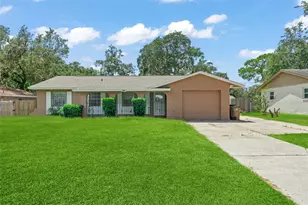 635 Vincent Dr, Mount Dora, FL 32757 - Photo 1