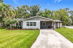 8208 Spring Dr, Yalaha, FL 34797 - Photo 1