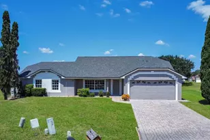 600 Loma Bonita Dr, Davenport, FL 33837 - Photo 1