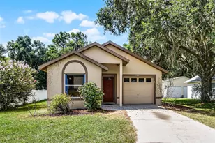 142 E Phelps St, Groveland, FL 34736 - Photo 1