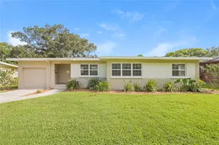 823 Demington St, Lakeland, FL 33803 - Photo 1