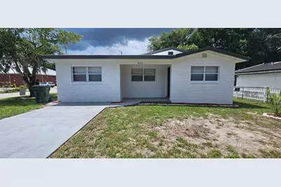 810 Moseley Avenue, Palatka, FL 32177 - Photo 1