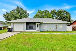 605 Kings Ln SW, Winter Haven, FL 33880 - Photo 1