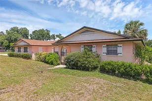 1203 N Amelia Ave, Deland, FL 32724 - Photo 1