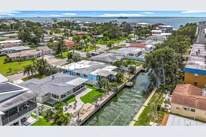 572 Baywood Drive N, Dunedin, FL 34698 - Photo 1