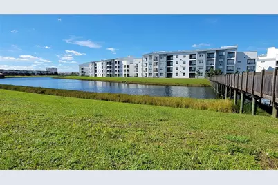 3111 Paradox Circle #406, Kissimmee, FL 34746 - Photo 1