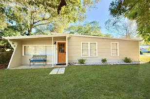 301 E 26th St, Sanford, FL 32773 - Photo 1