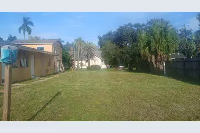 2006 Dr Martin Luther King Jr Street S, Saint Petersburg, FL 33705 - Photo 1