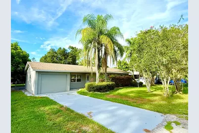 729 E Grove Place, Deland, FL 32724 - Photo 1