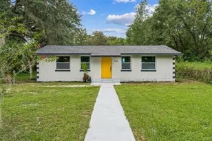 604 Oak St, Wildwood, FL 34785 - Photo 1