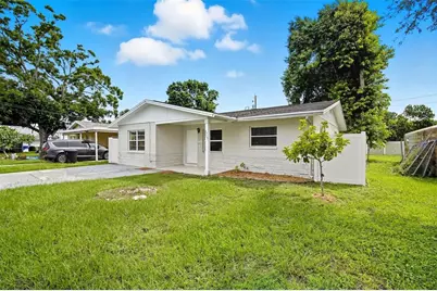 3713 37th Street N, Saint Petersburg, FL 33713 - Photo 1