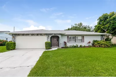 5048 Brandeis Circle S, Sarasota, FL 34243 - Photo 1
