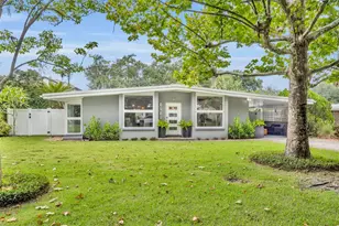 1216 Lark Pl, Orlando, FL 32803 - Photo 1