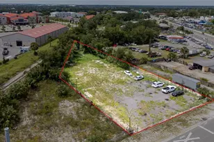 140 S Hawthorne Ave, Apopka, FL 32703 - Photo 1
