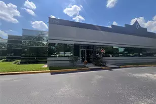 7751 Kingspointe Pkwy, Orlando, FL 32819 - Photo 1