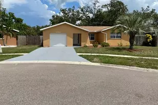2842 Eagle Run Cir E, Clearwater, FL 33760 - Photo 1