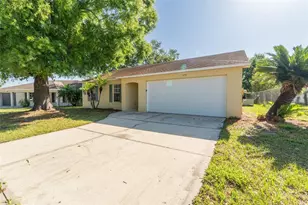 172 Diamond Ridge Blvd, Auburndale, FL 33823 - Photo 1