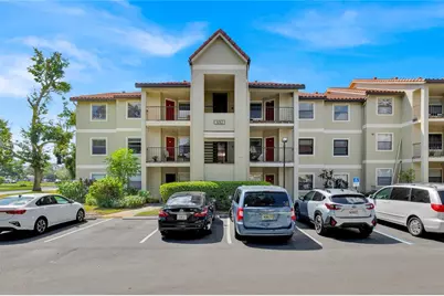 3012 Parkway Boulevard #303, Kissimmee, FL 34747 - Photo 1