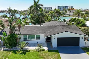 25 Island Dr, Treasure Island, FL 33706 - Photo 1
