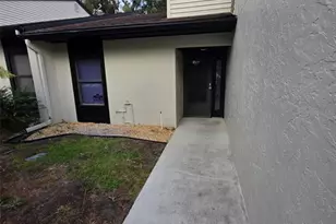 804 McKenzie Ln, Leesburg, FL 34748 - Photo 1