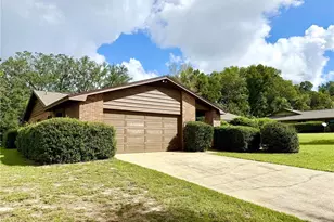 733 Westchester Dr, Deland, FL 32724 - Photo 1