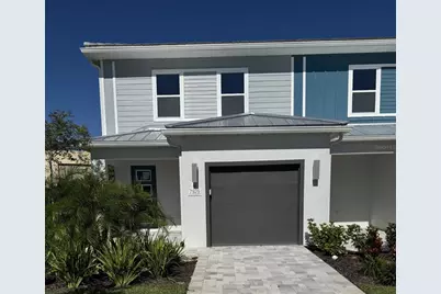 7905 Spectrum Drive, Kissimmee, FL 34747 - Photo 1