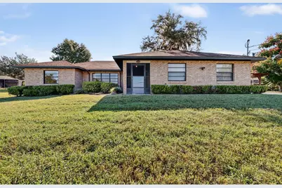 41348 Silver Drive, Umatilla, FL 32784 - Photo 1