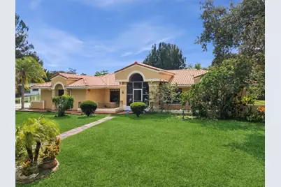 3054 S Stewart Boulevard, Kissimmee, FL 34746 - Photo 1