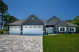 17694 SW 61st Ln Rd, Dunnellon, FL 34432 - Photo 1