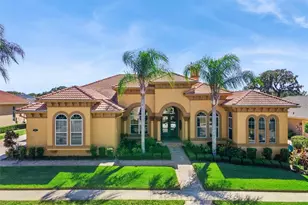 685 Whisper Woods Dr, Lakeland, FL 33813 - Photo 1