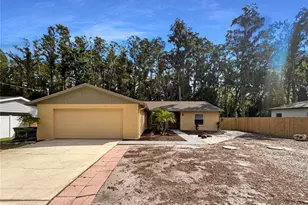 16409 Lake Byrd Dr, Tampa, FL 33618 - Photo 1