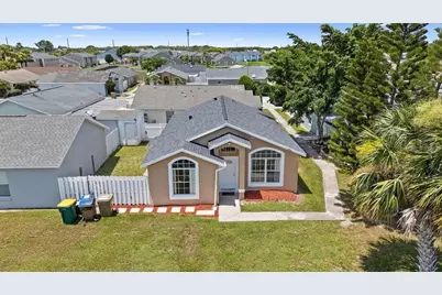 2338 Harbor Town Dr, Kissimmee, FL 34744 - Photo 1