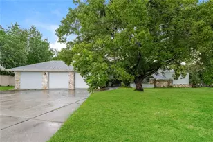 6084 Freeport Dr, Spring Hill, FL 34606 - Photo 1